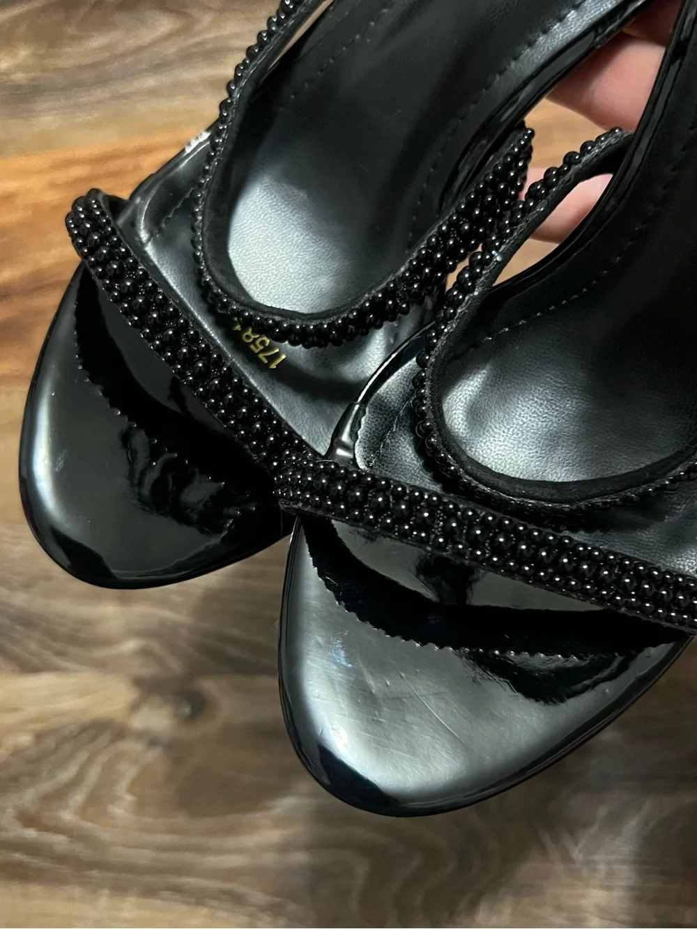 N/A elegant black